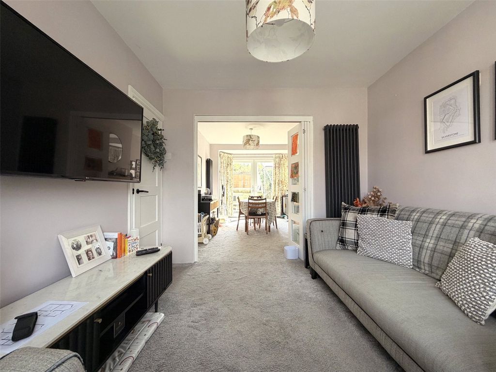 Property photo 3 of 26 Picture No. 18