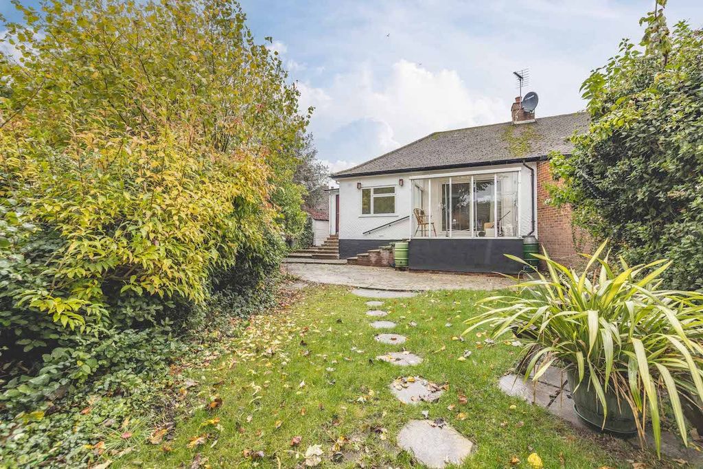 Property photo 1 of 10