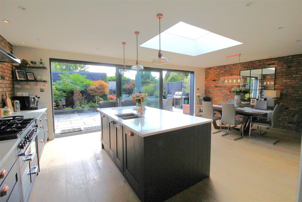Property photo 3 of 30 Img_4535.Jpg