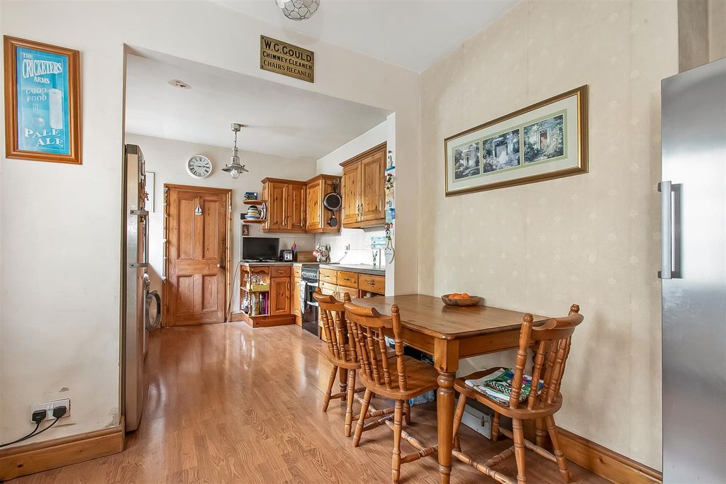 Property photo 3 of 15 Dining Room