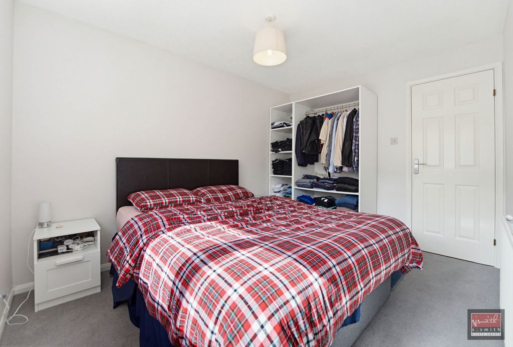 Property photo 3 of 12 Dsc04301