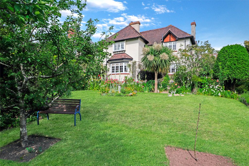 Property photo 1 of 17 Picture No. 01