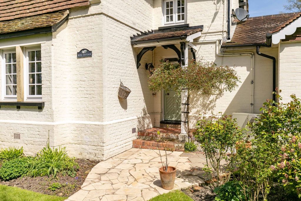 Property photo 3 of 36