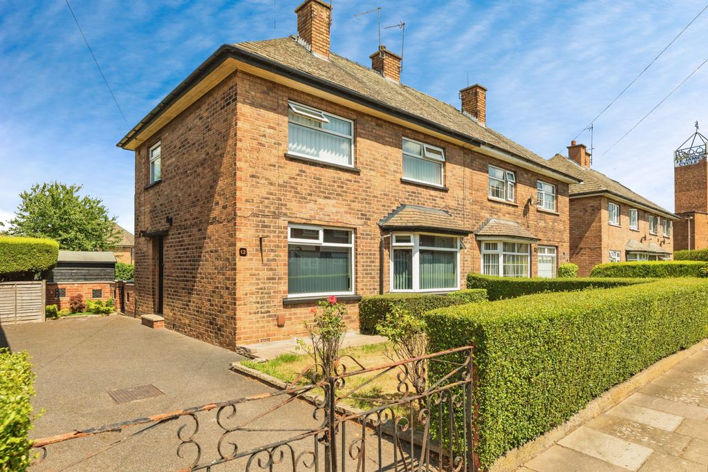 Property photo 1 of 15