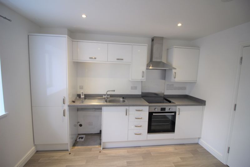 Property photo 2 of 6 Photo 4