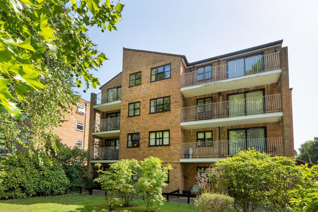 Property photo 1 of 9 1483166-7-6A3A996...