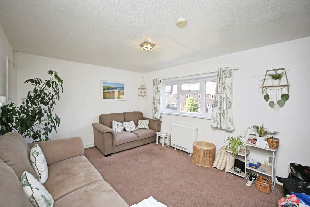 Property photo 3 of 17 Photo