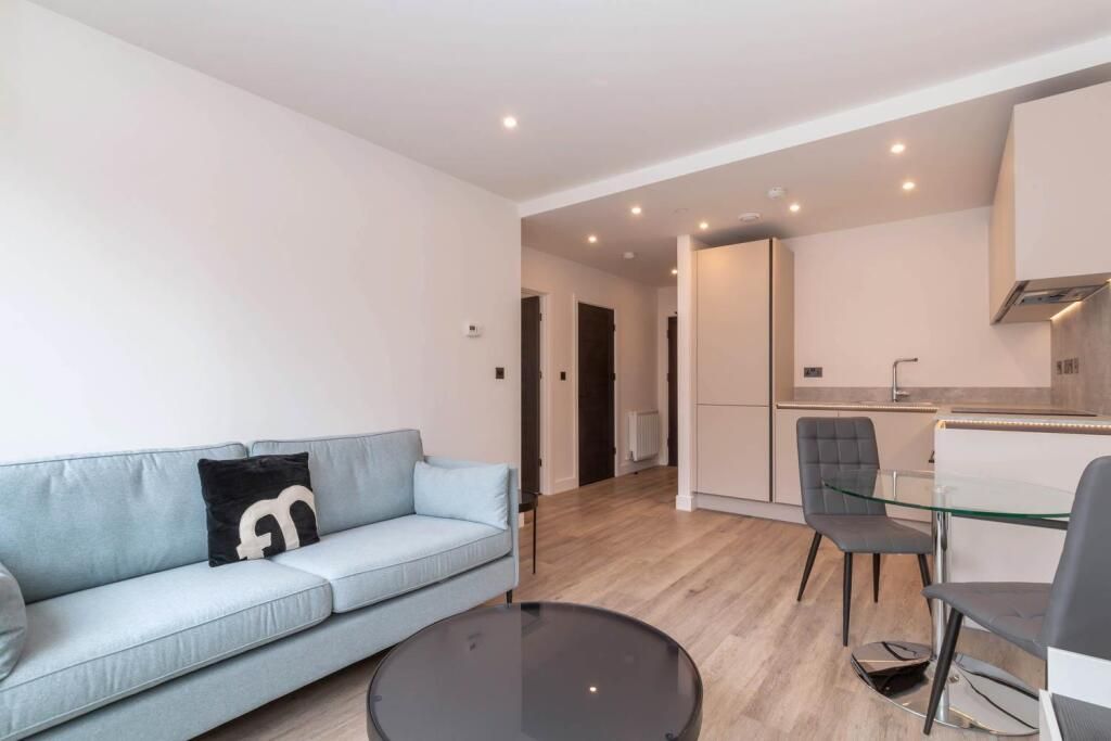 Property photo 2 of 10