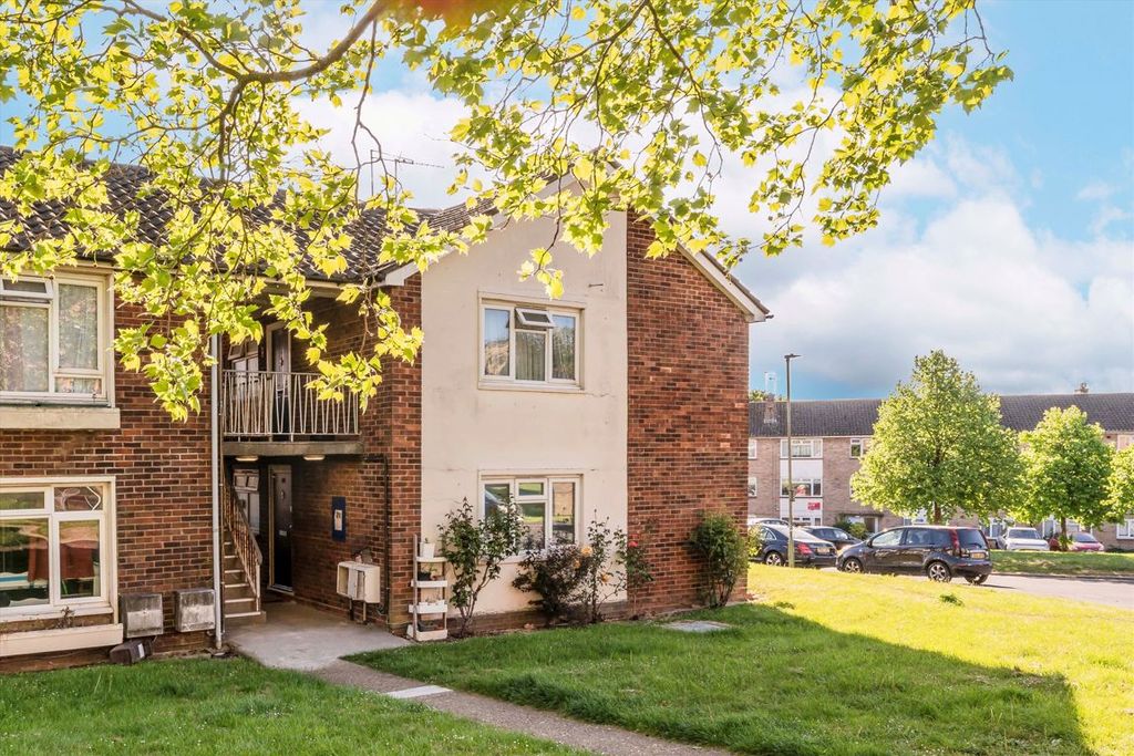 Property photo 1 of 5