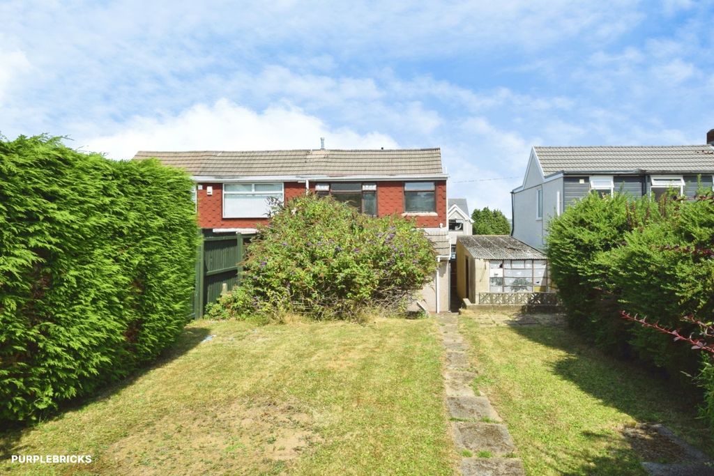 Property photo 2 of 38