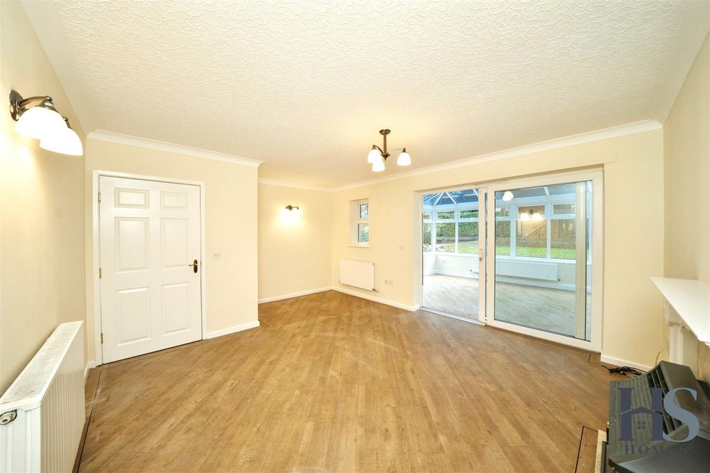 Property photo 3 of 34 Dsc00641.Jpg