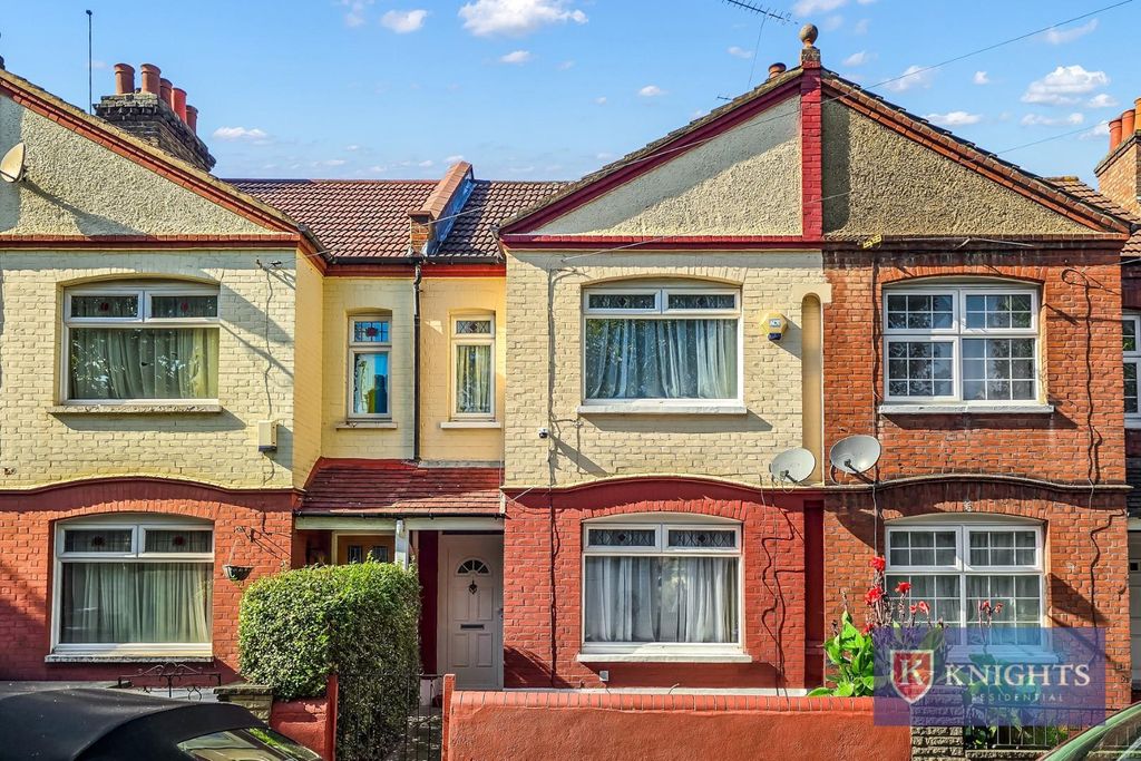 Property photo 1 of 16