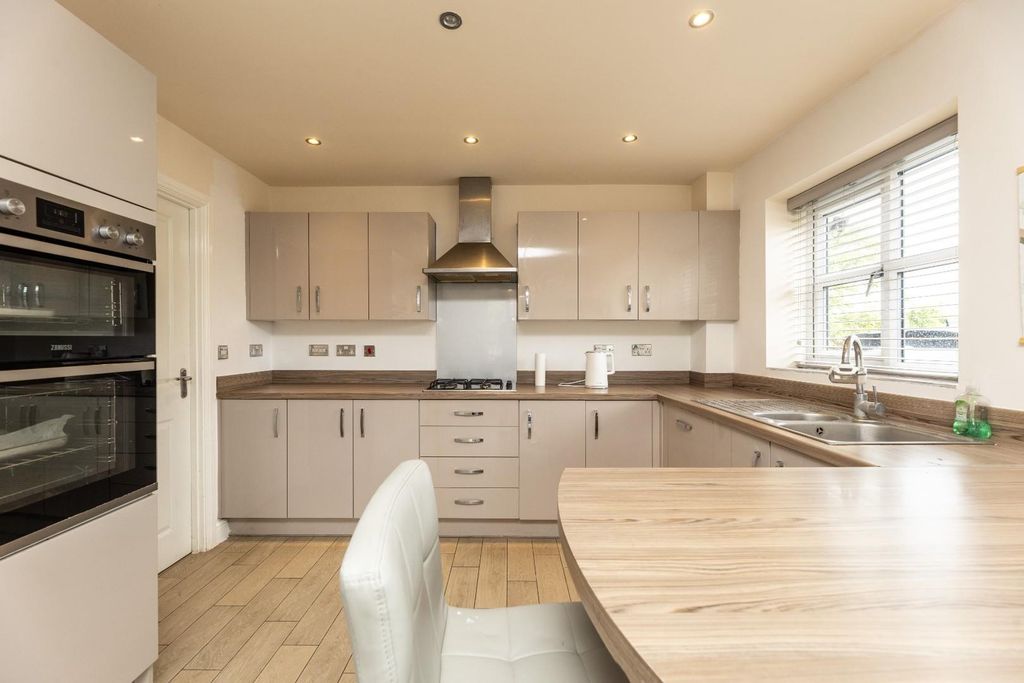 Property photo 2 of 17 3V9A4866.Jpg