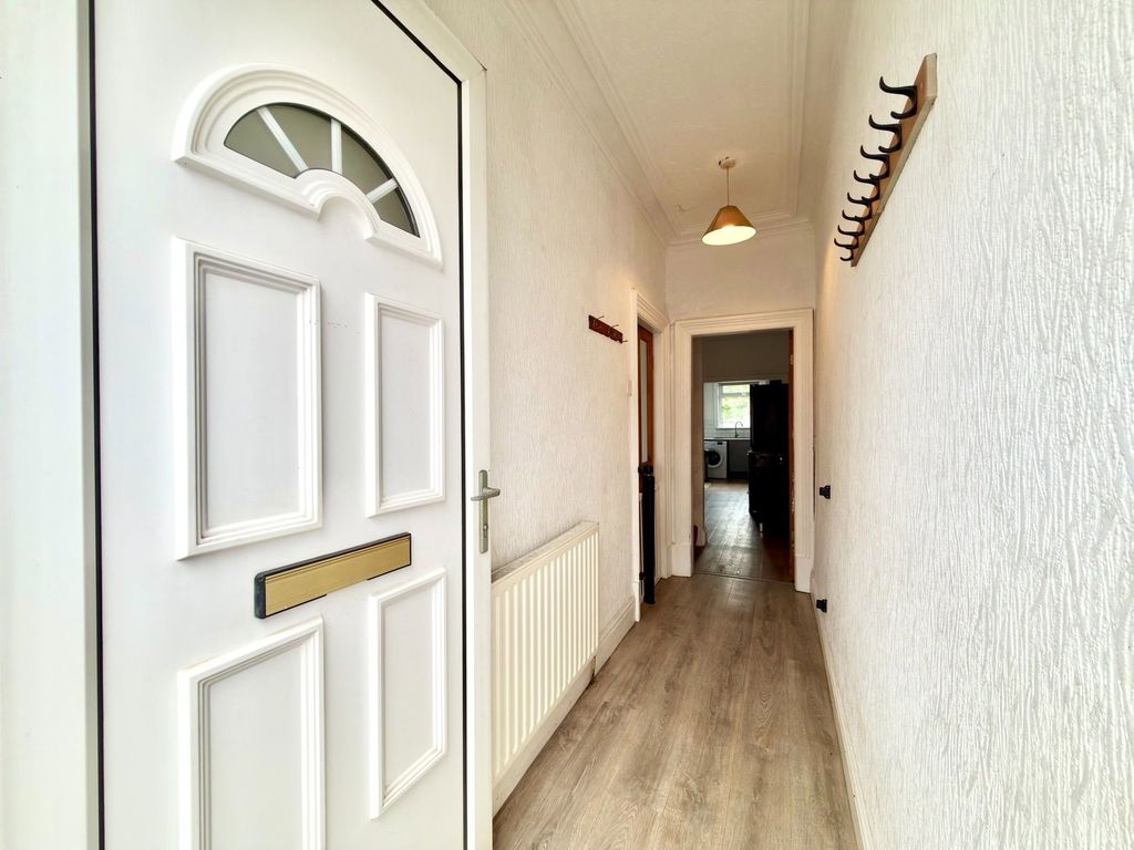 Property photo 3 of 29