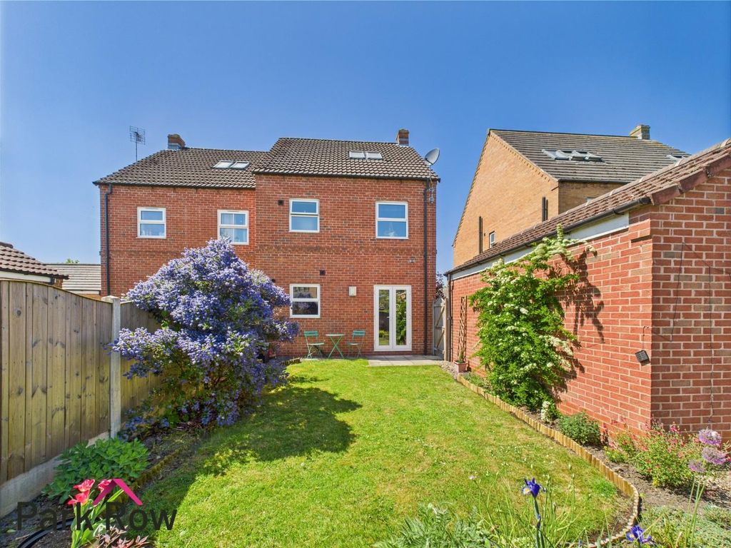Property photo 2 of 23