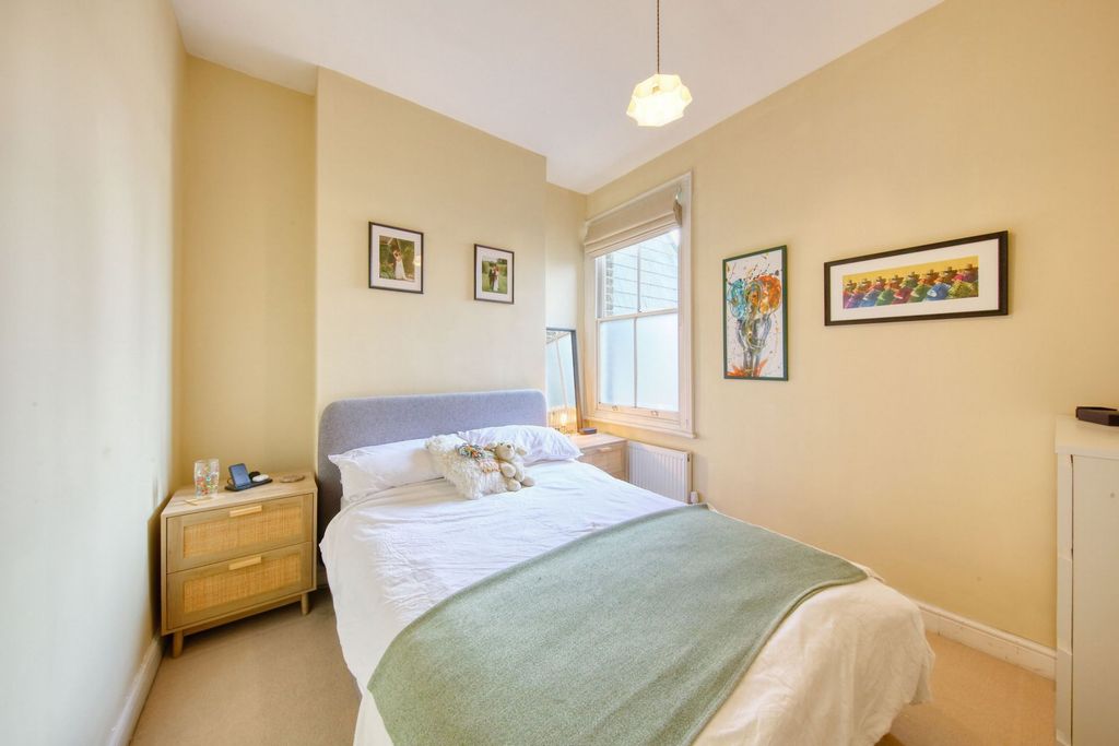 Property photo 2 of 9 Photo 2