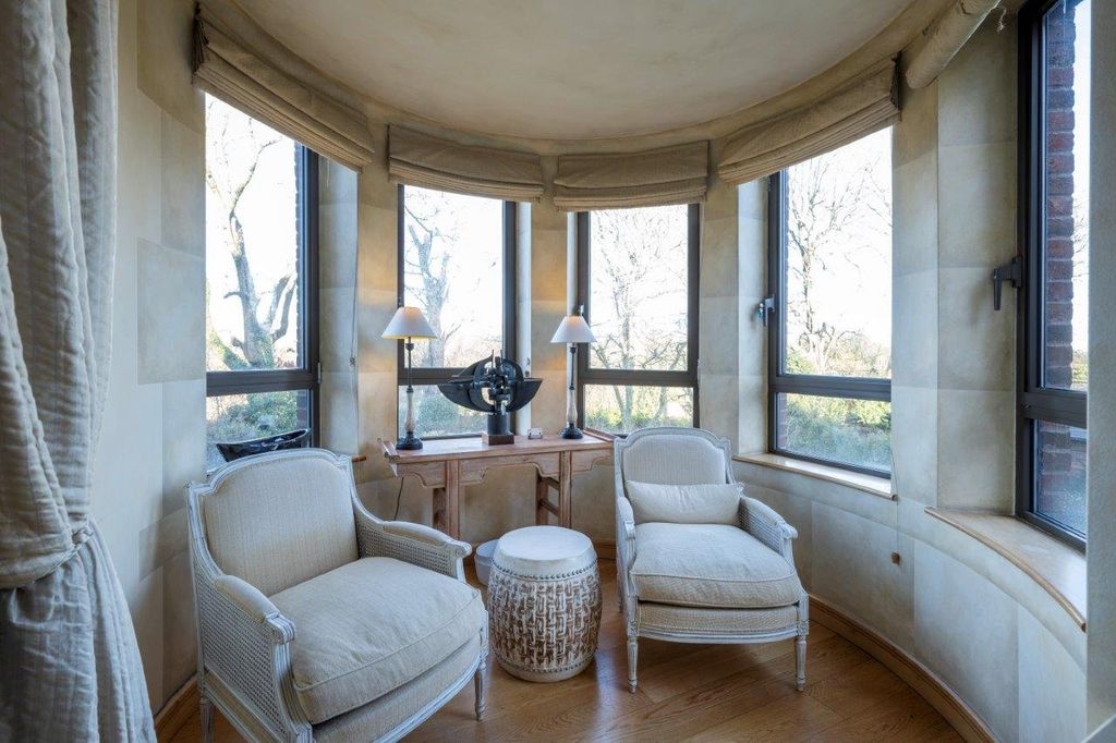 Property photo 3 of 14 Picture No. 18