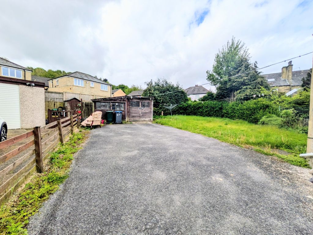 Property photo 3 of 9 1000044091