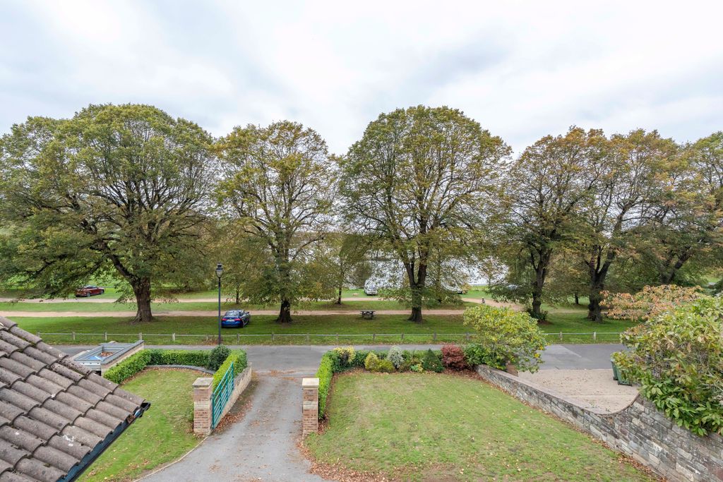 Property photo 2 of 39 Dsc07730