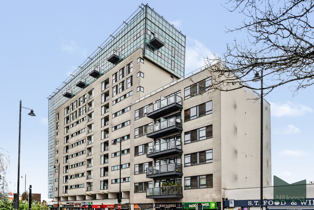 Property photo 1 of 11