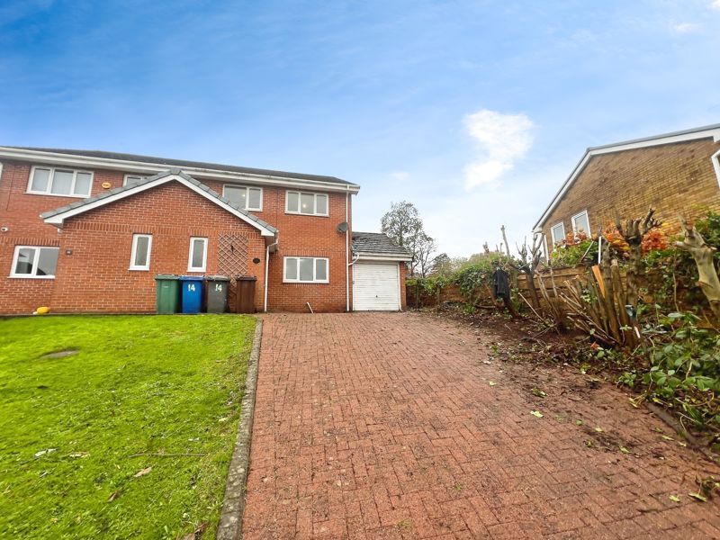 Property photo 1 of 20 External