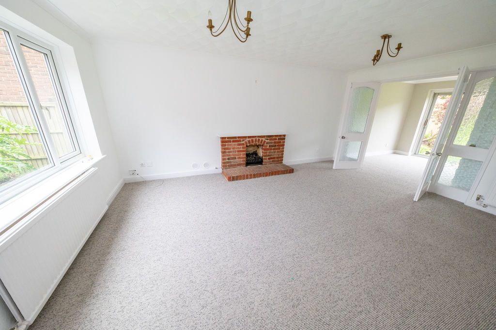 Property photo 2 of 14 Photo 6
