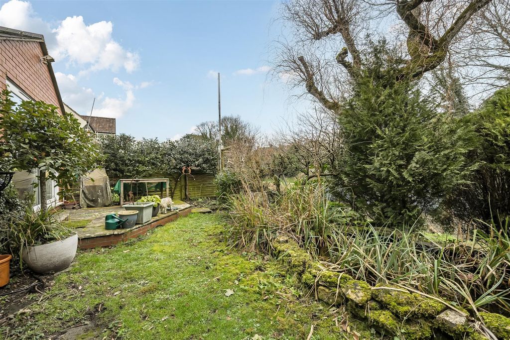 Property photo 2 of 20 1420217-6-699ee832577Eb.Jpg