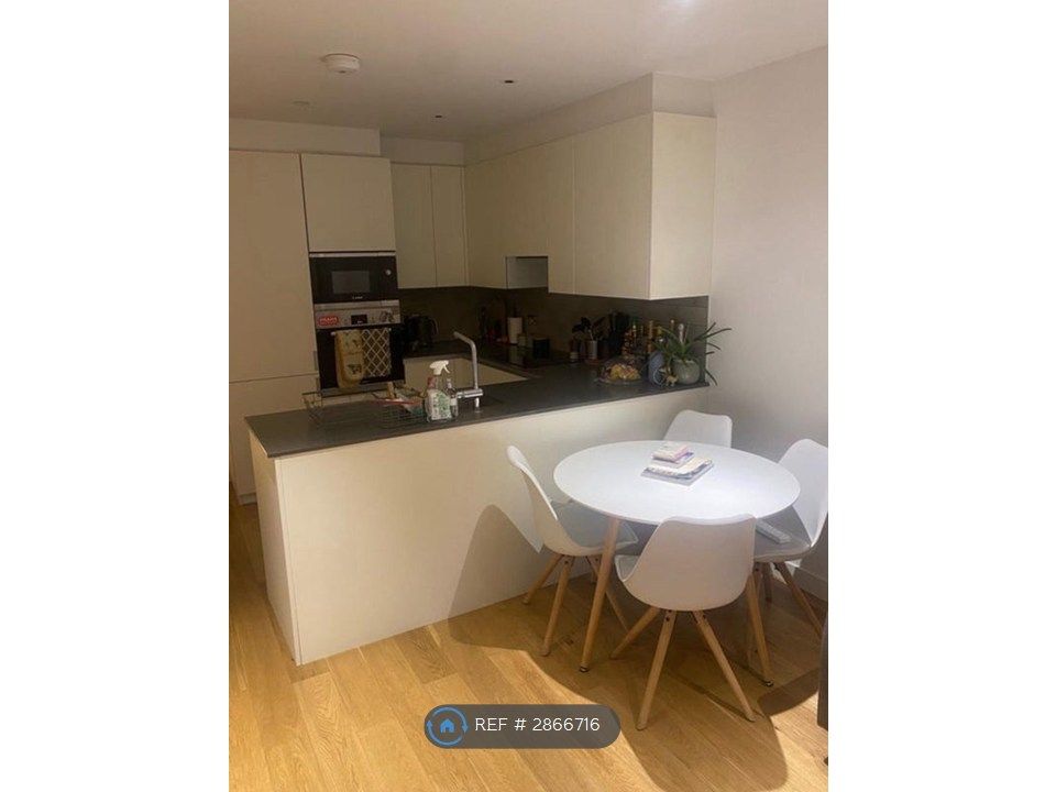 Property photo 3 of 5