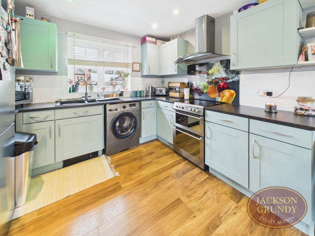 Property photo 2 of 10 St Andrews Court