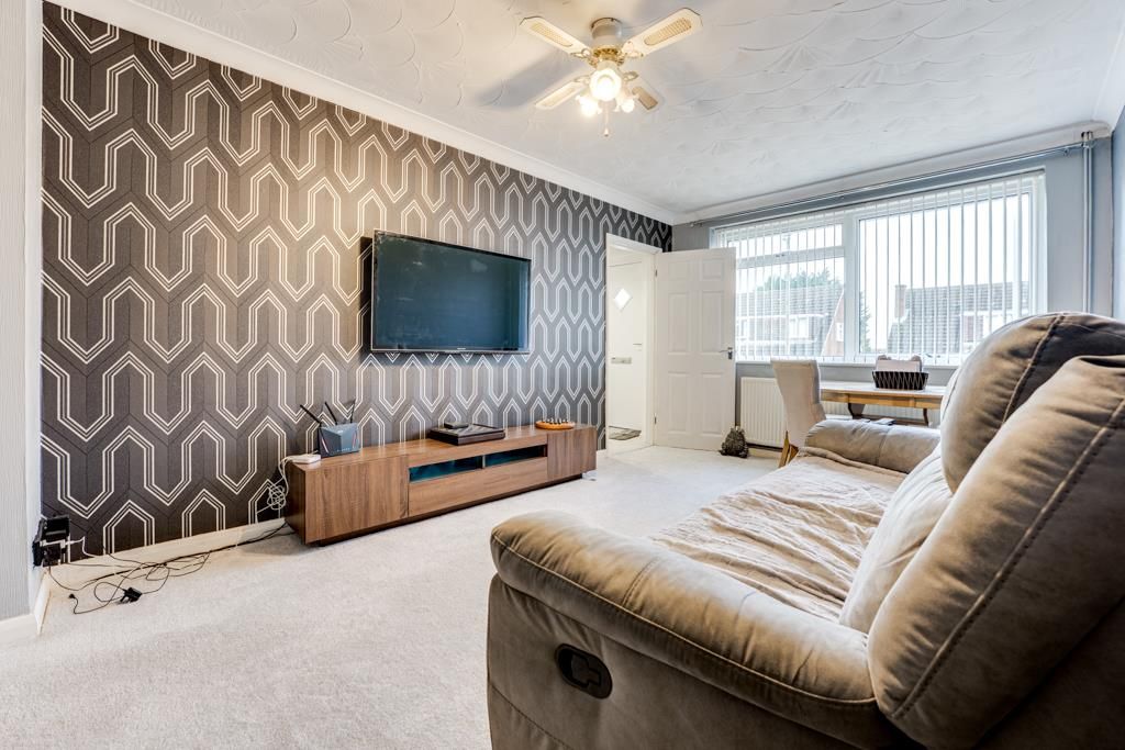 Property photo 2 of 17 29 Grosvenor Way, Barton Seagrave-7.Jpg