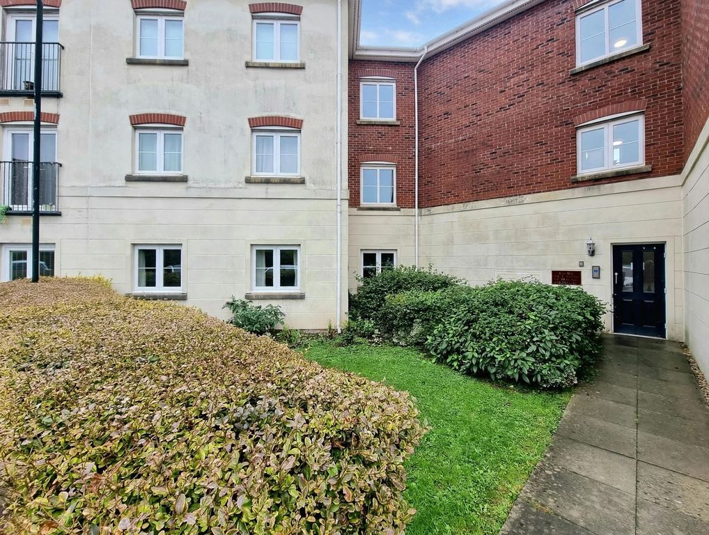 Property photo 1 of 25