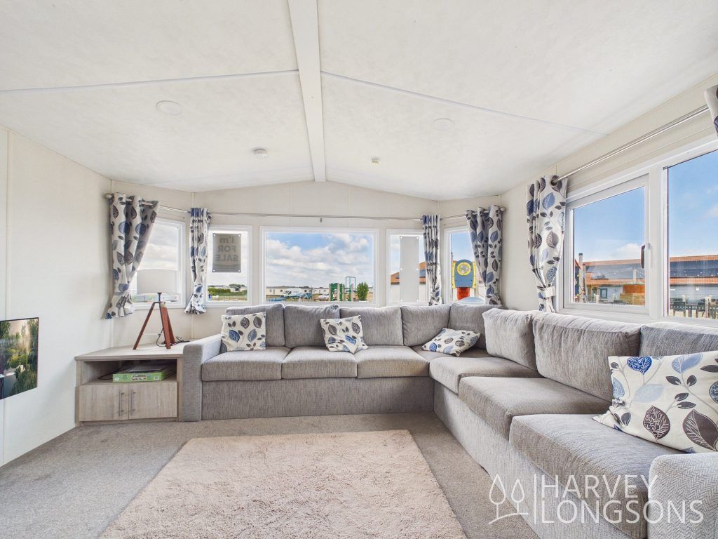 Property photo 3 of 16 Delta Sienna Lounge Seaview Holiday Park