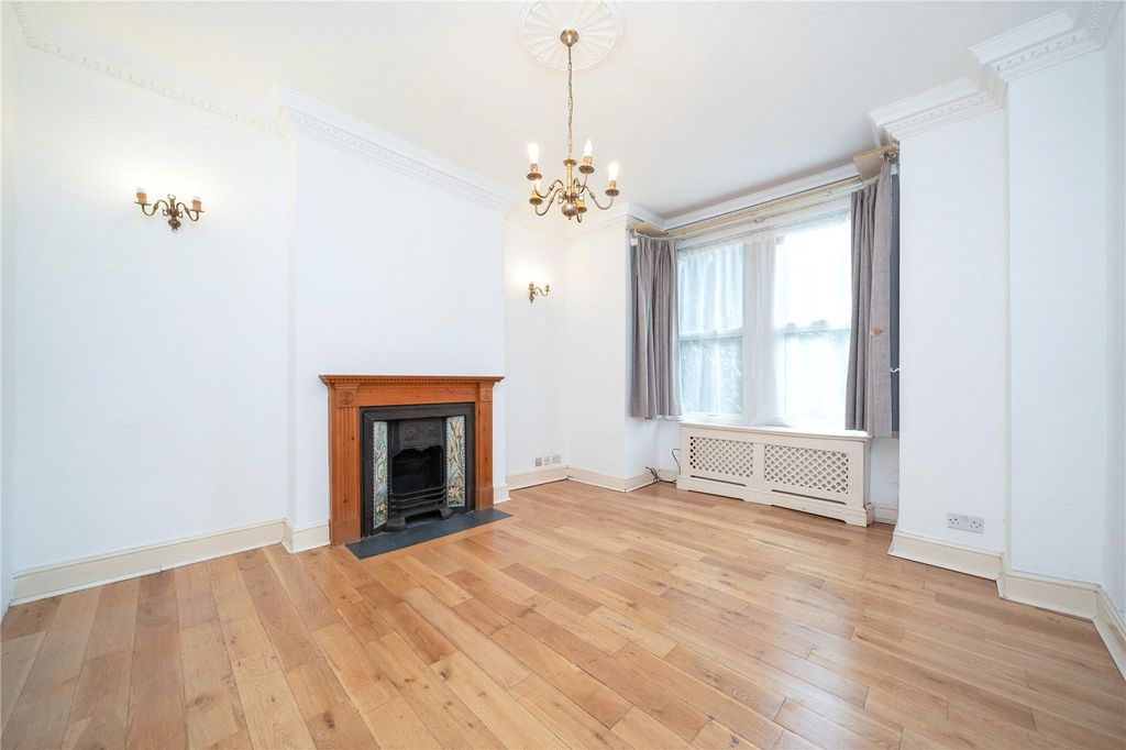 Property photo 2 of 26 Picture No. 01