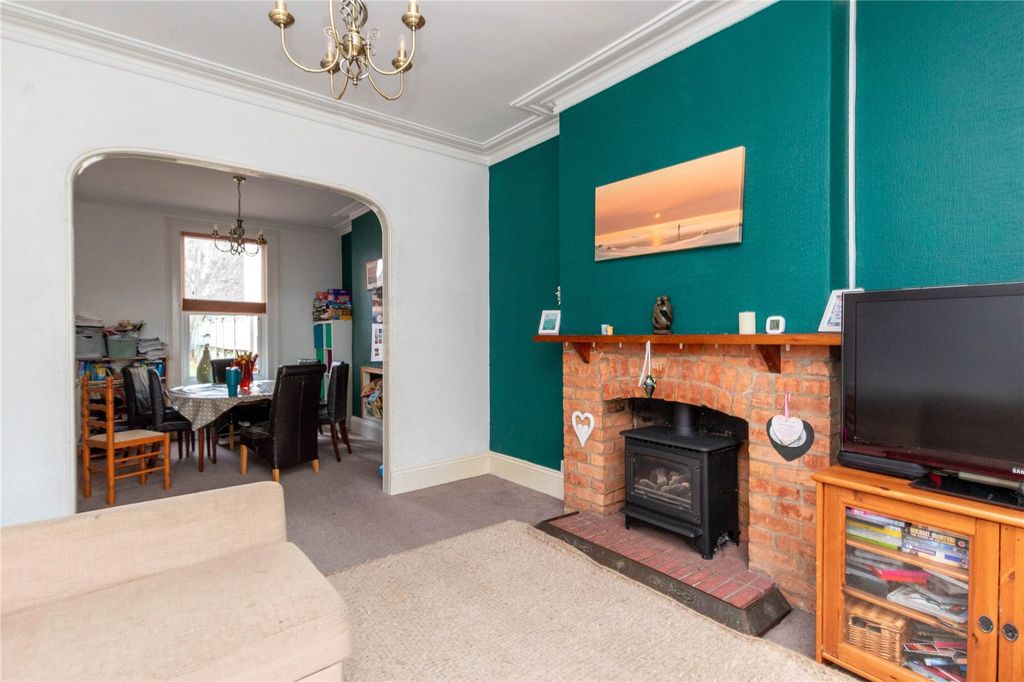 Property photo 3 of 23 Picture No. 06