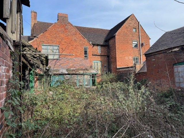 Property photo 1 of 5