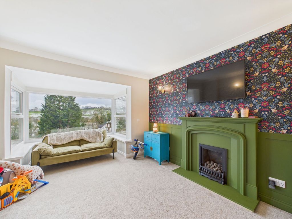 Property photo 2 of 24