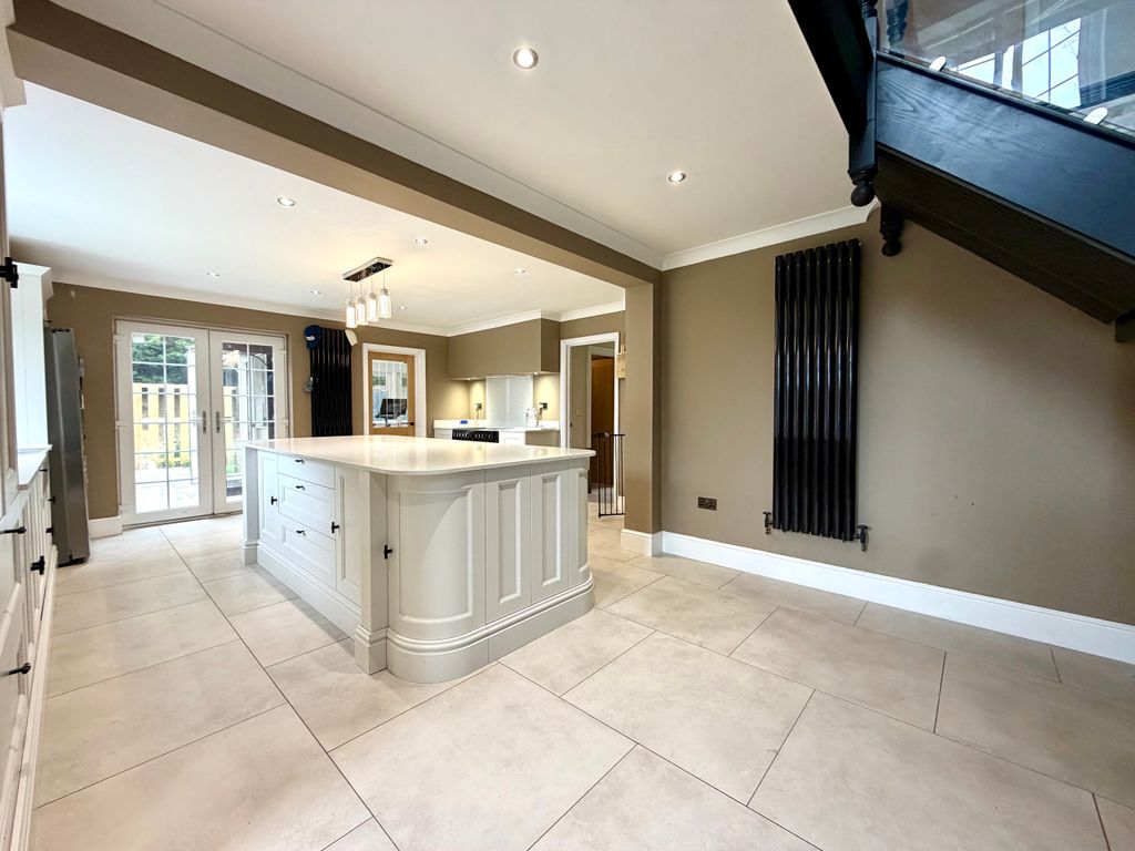 Property photo 3 of 34 Img_5380.Jpeg