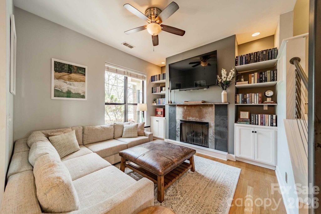 Property photo 1 of 3 <Alttext/>