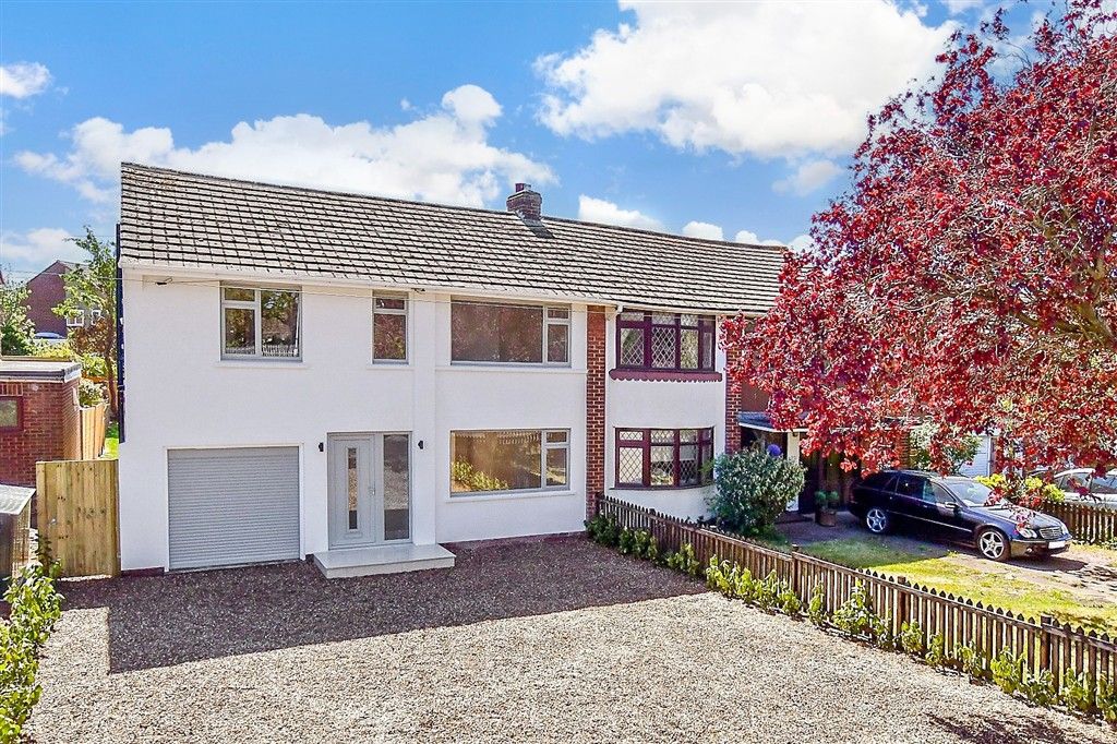 Property photo 1 of 17 External (Brochure)