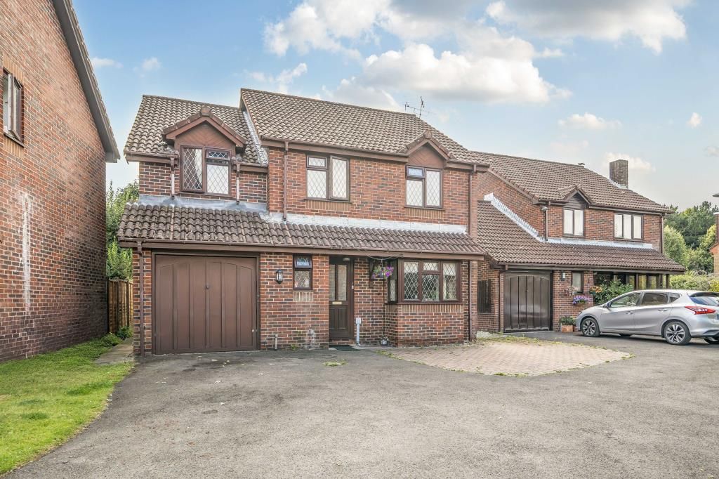 Property photo 1 of 18 External View