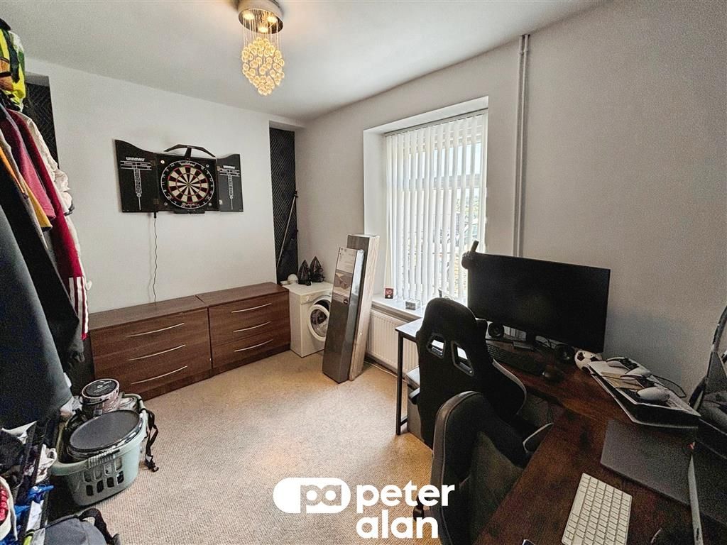 Property photo 3 of 8 Image