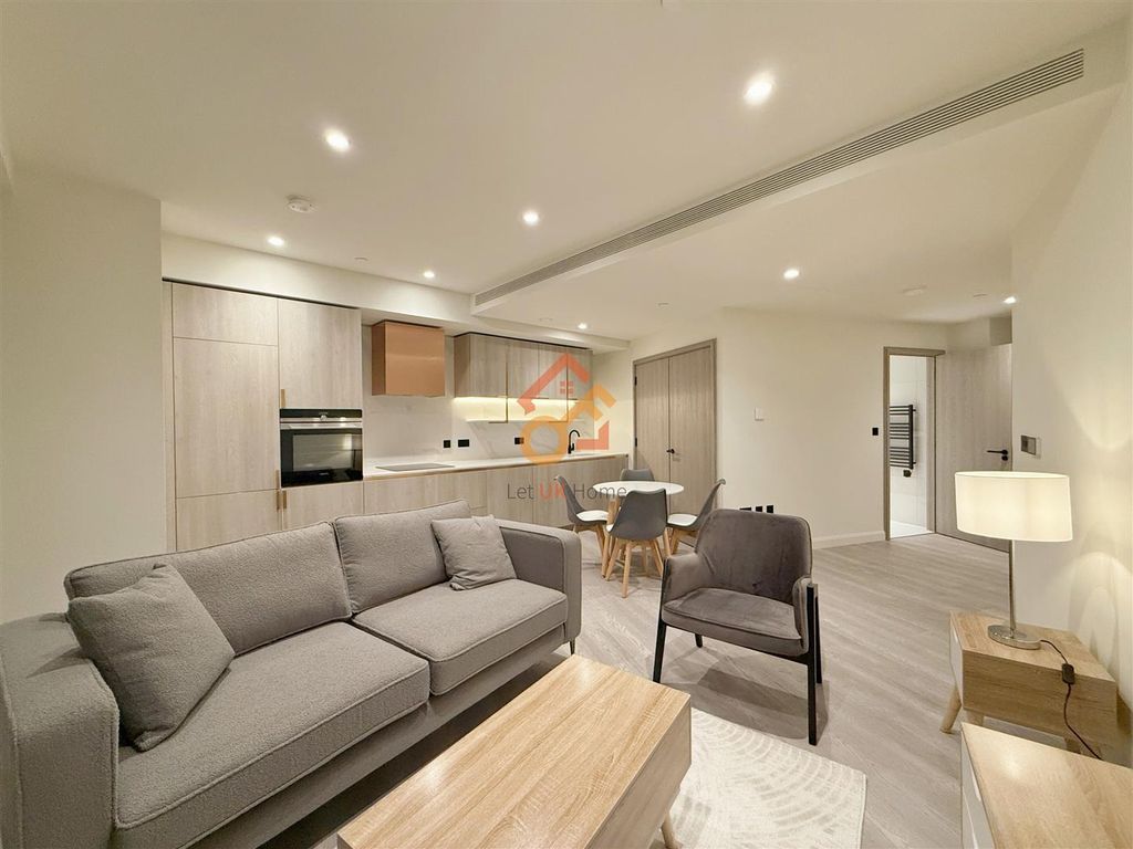 Property photo 2 of 61 2E1A30Ea-Cec1-4928-82c1-6862Bf4A63A8.Jpg
