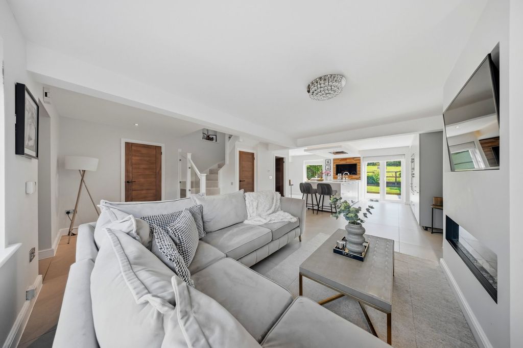 Property photo 1 of 57