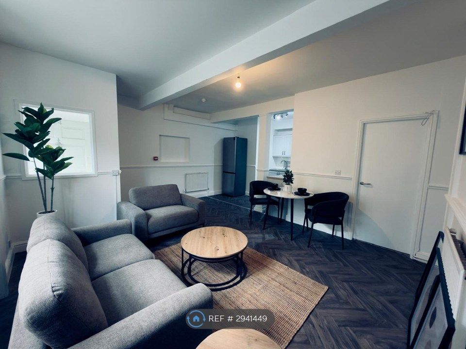 Property photo 1 of 4
