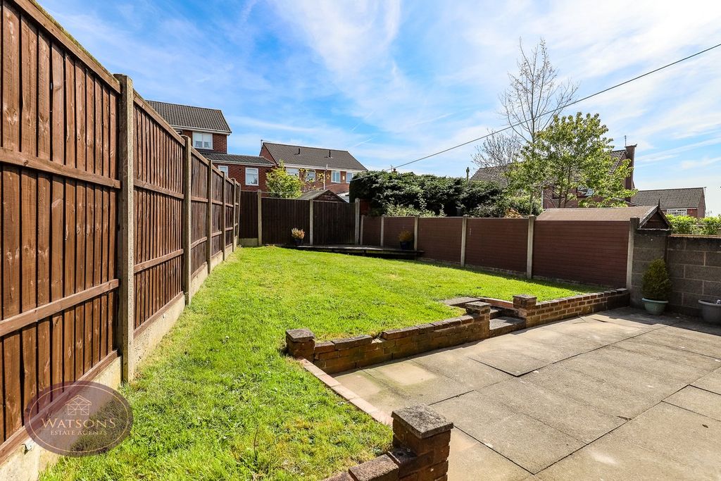 Property photo 2 of 18