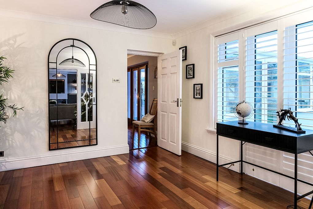 Property photo 3 of 28