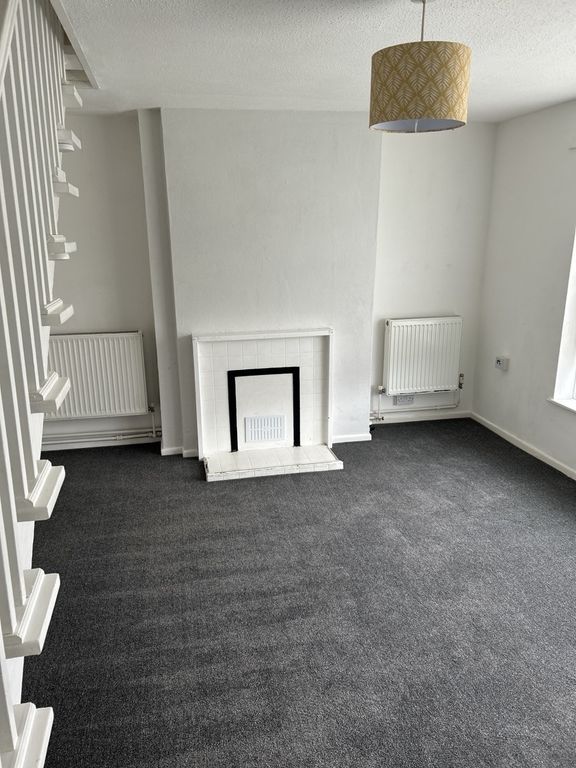 Property photo 2 of 4