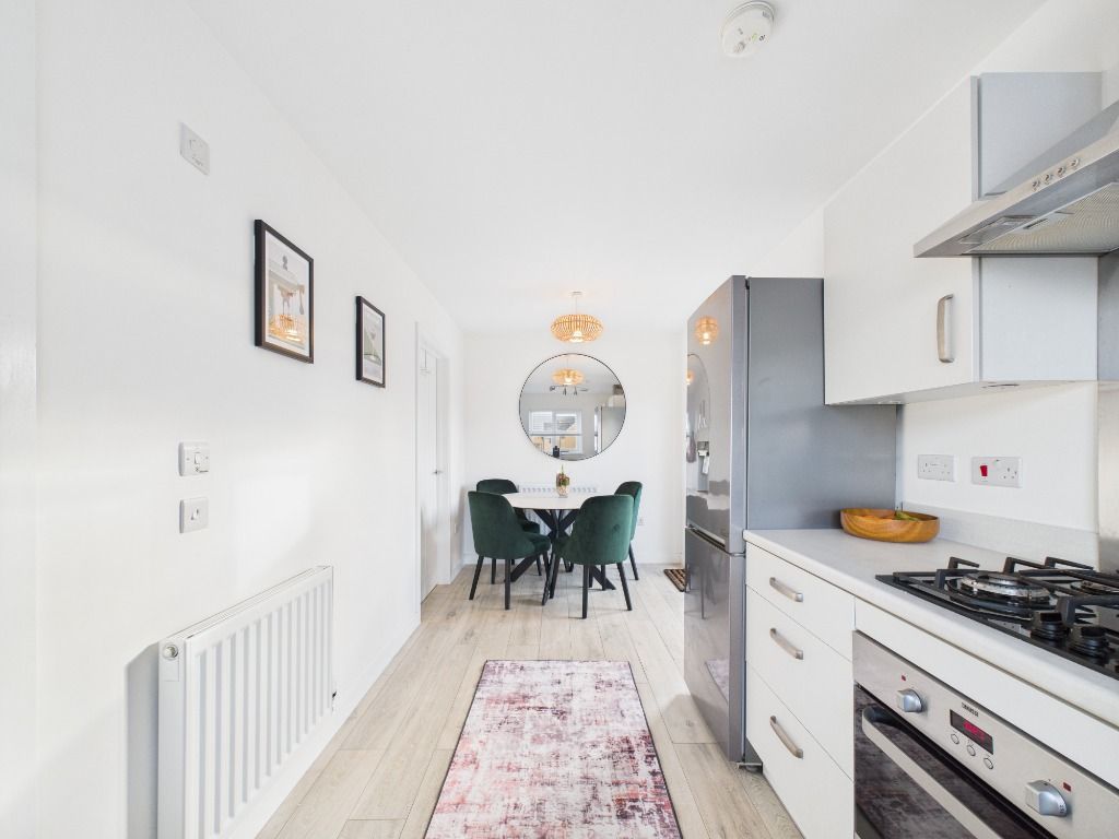 Property photo 3 of 24