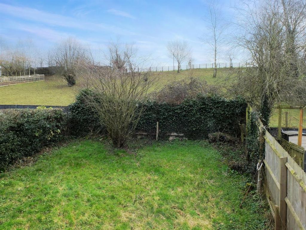 Property photo 3 of 20 Photo
