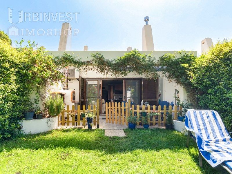 Property photo 2 of 25